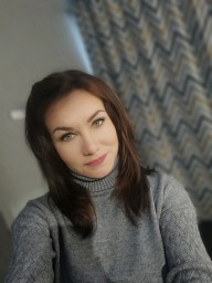 Елена Елена