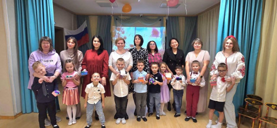 Праздник мам 2 Праздник мам 2