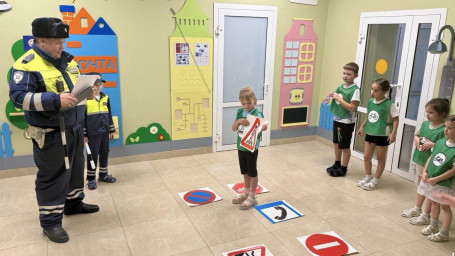 Встреча с инспектором ГИБДД 3 Встреча с инспектором ГИБДД 3